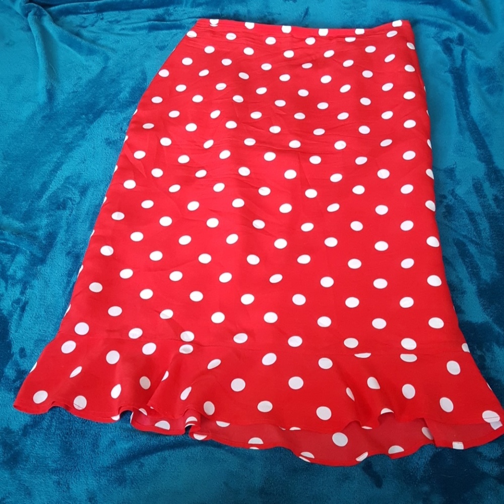 John Paul Richard Skirt 100% silk mid calf length